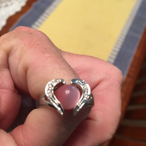 Ring - Picture 4 of 5